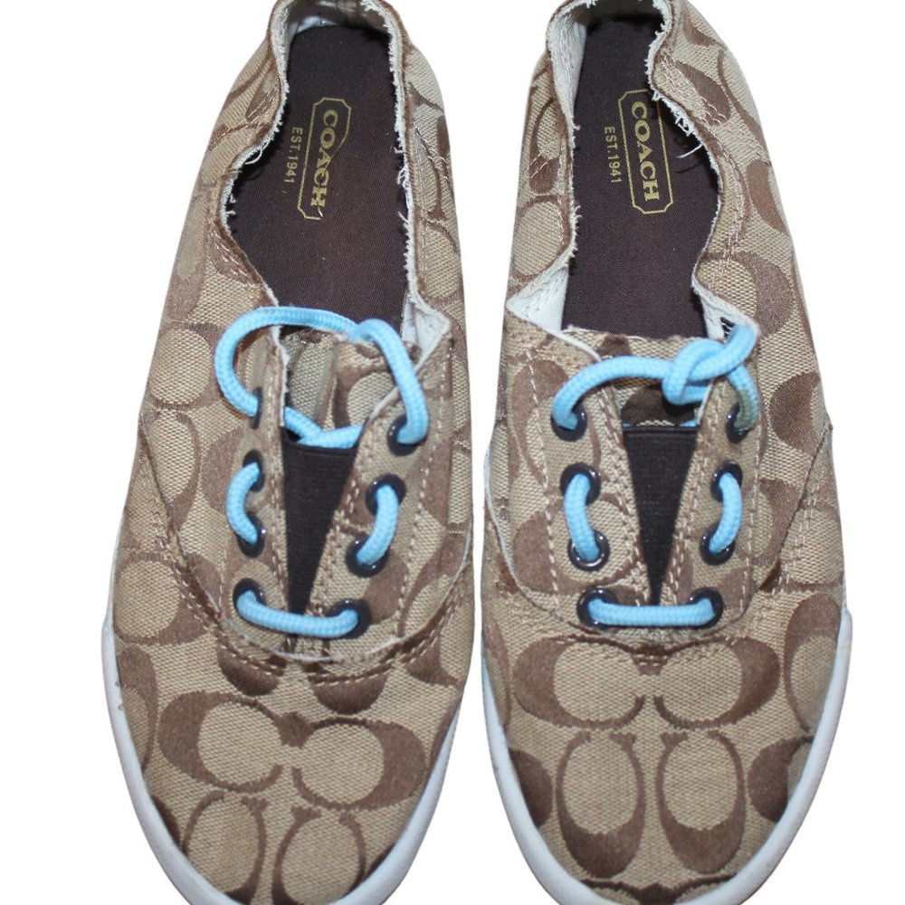 Shop Women's Designer Shoes, Boots, Sneakers & Mor